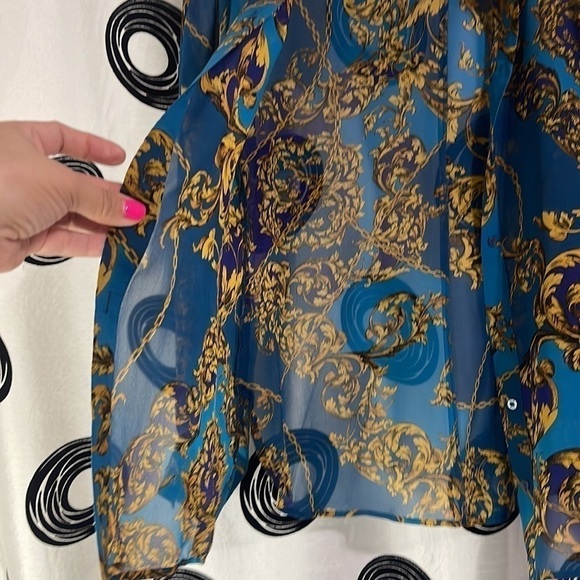 Bebe Women’s Button Up Silk Top size M - Picture 3 of 5